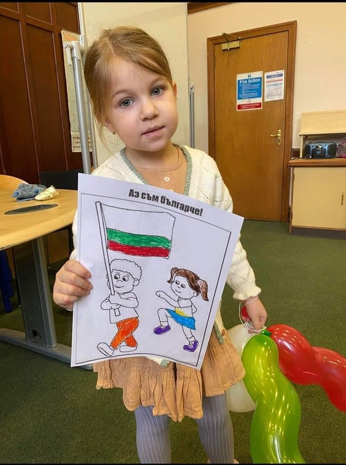 Кристиана рисува